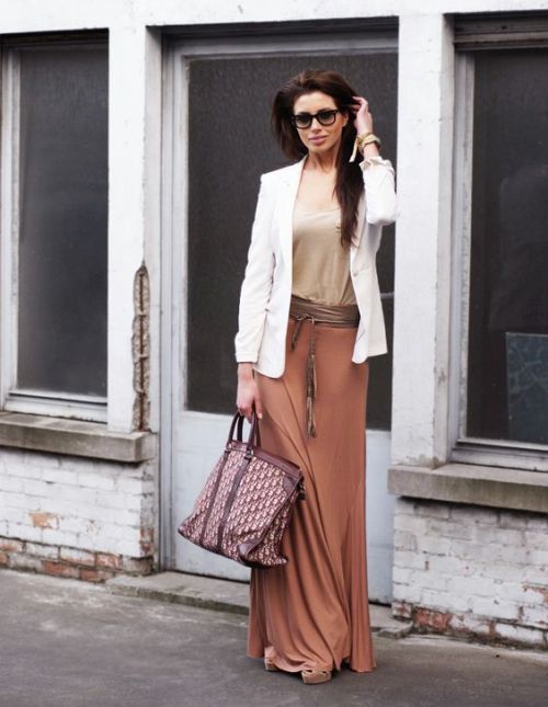 How to Look Casual Chic in Maxi Skirts | | Just Trendy Girls